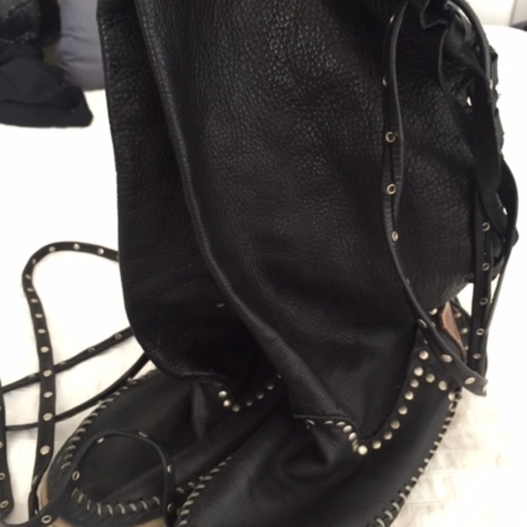 Prada fringe purse......Hector boots 7.5 size - Picture 7 of 8